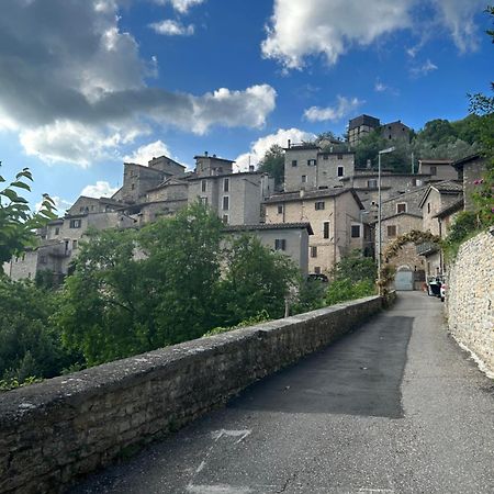 Casa Belvedere A Valle San Martino Di Spoleto Exterior photo