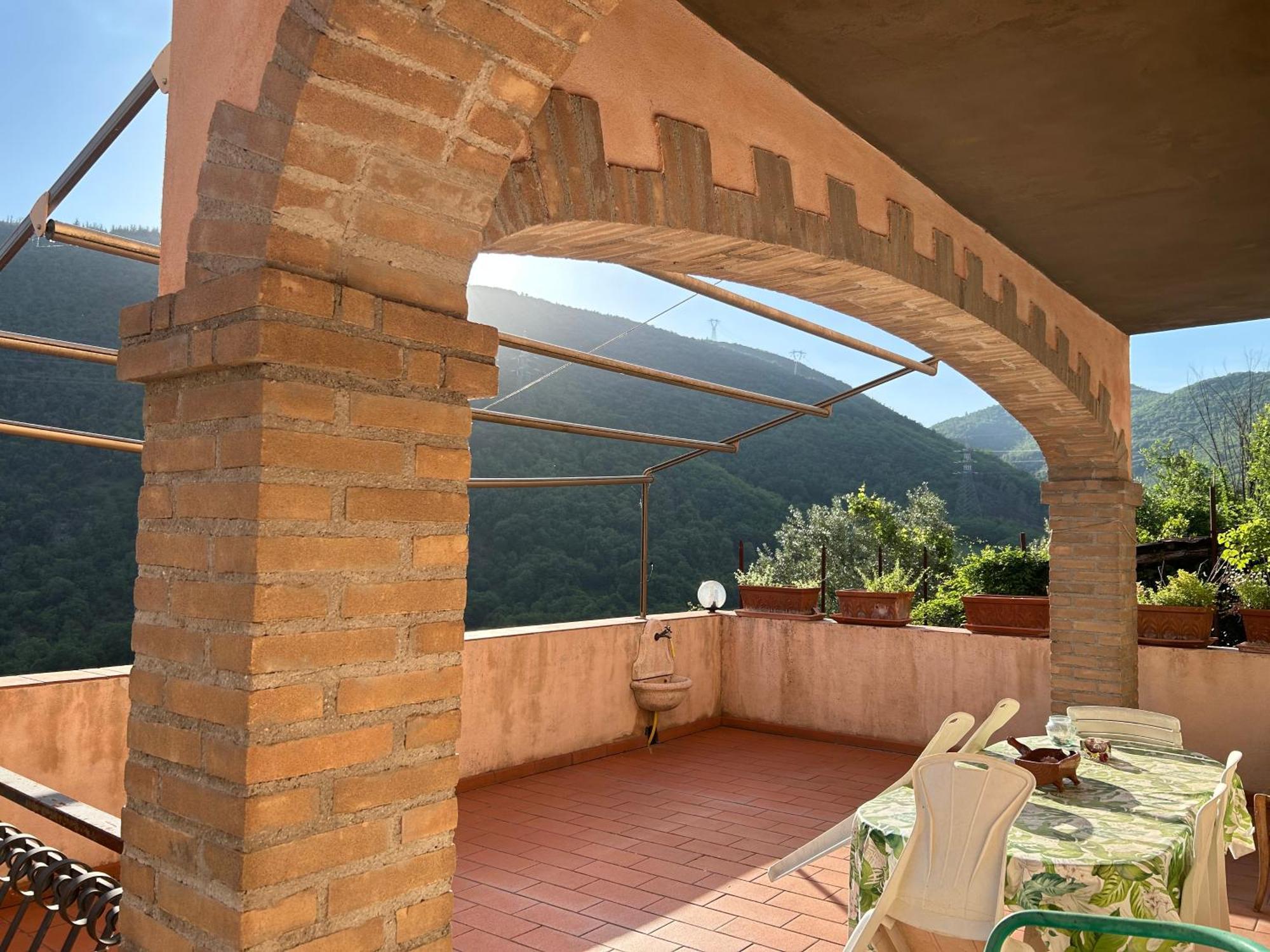Casa Belvedere A Valle San Martino Di Spoleto Exterior photo